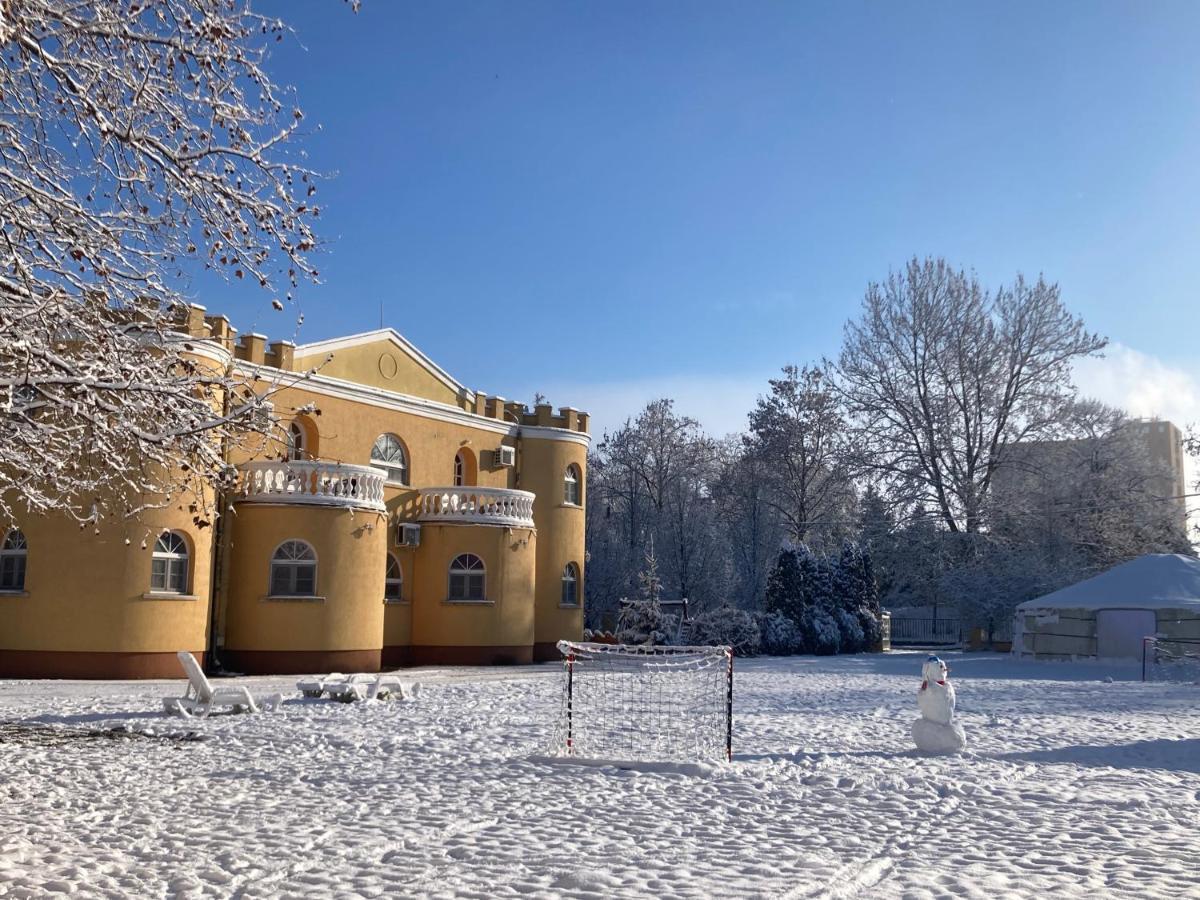 Gasthof Kastely Panzio *